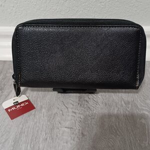 MUNDI Black Zip-Around Continental Wallet, NWT
